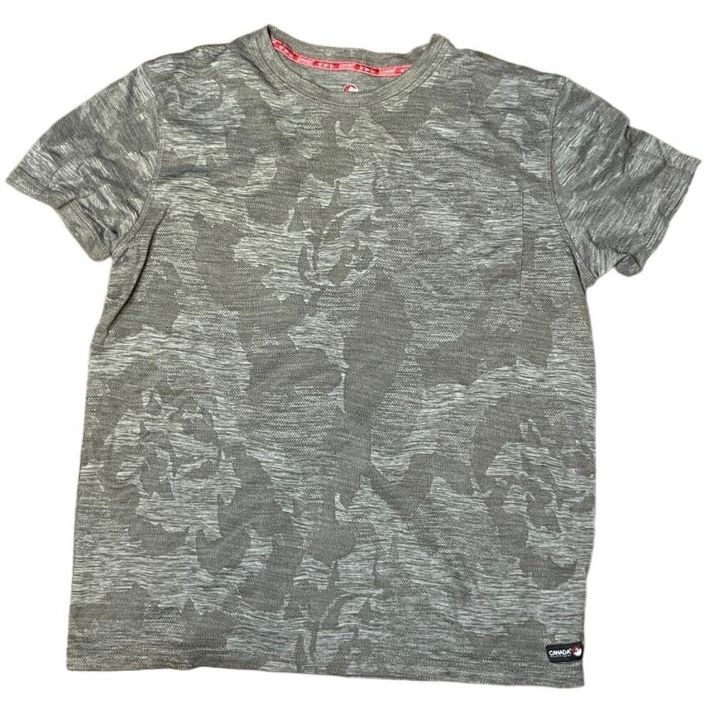 Canada Weather Gear Authentic Heritage Sportswear men ss pocket t size M